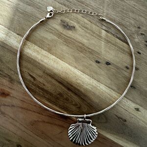 Seashell statement necklace